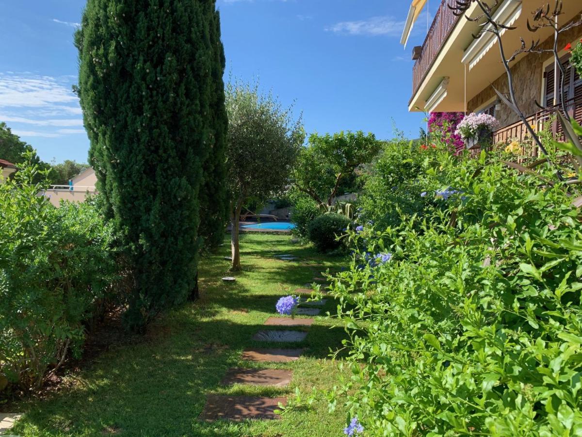Villa Pineland Borghetto Santo Spirito Dış mekan fotoğraf