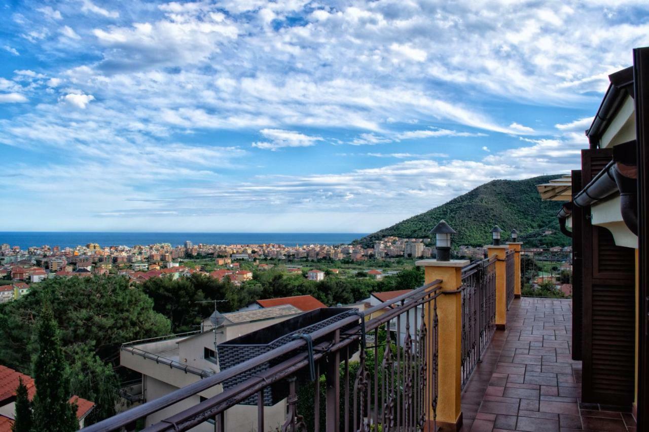 Villa Pineland Borghetto Santo Spirito Dış mekan fotoğraf