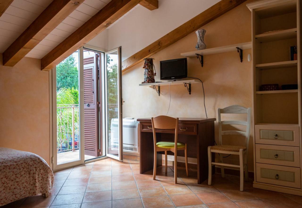 Villa Pineland Borghetto Santo Spirito Dış mekan fotoğraf